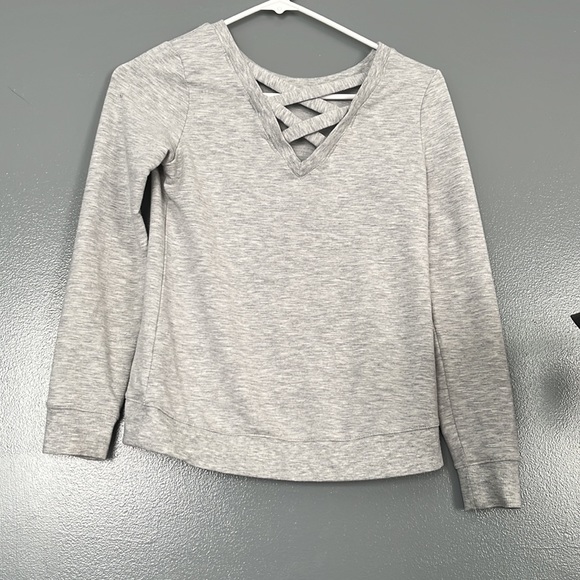 Grey Crewneck - Picture 4 of 4